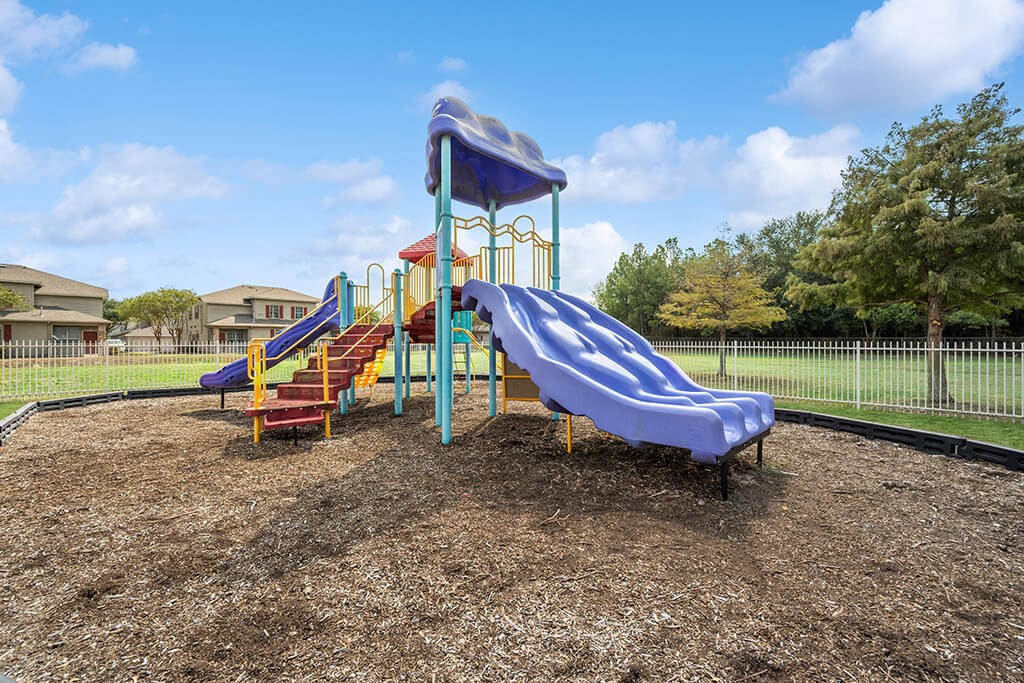 Fountains At Tidwell Apartments & The Enclave, 2303 W. Tidwell Rd